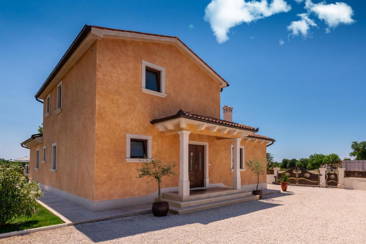 Villa Rotonda Vrsar Exterior photo
