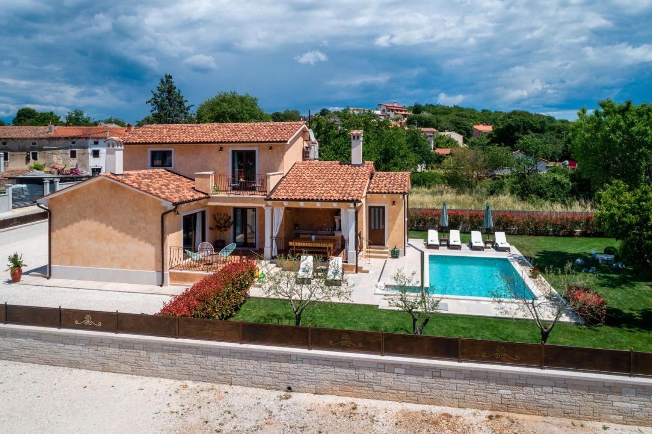 Villa Rotonda Vrsar Exterior photo